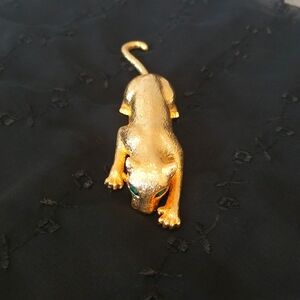 Vintage Jaguar Cat Brooch with green crystal eyes